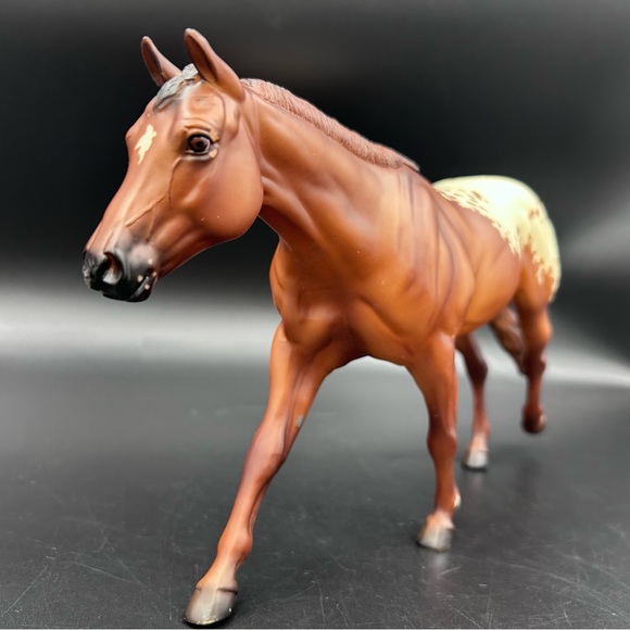 Breyer Chocolatey Appaloosa Horse Model Bay Blanket Western Figure USA - Picture 5 of 11